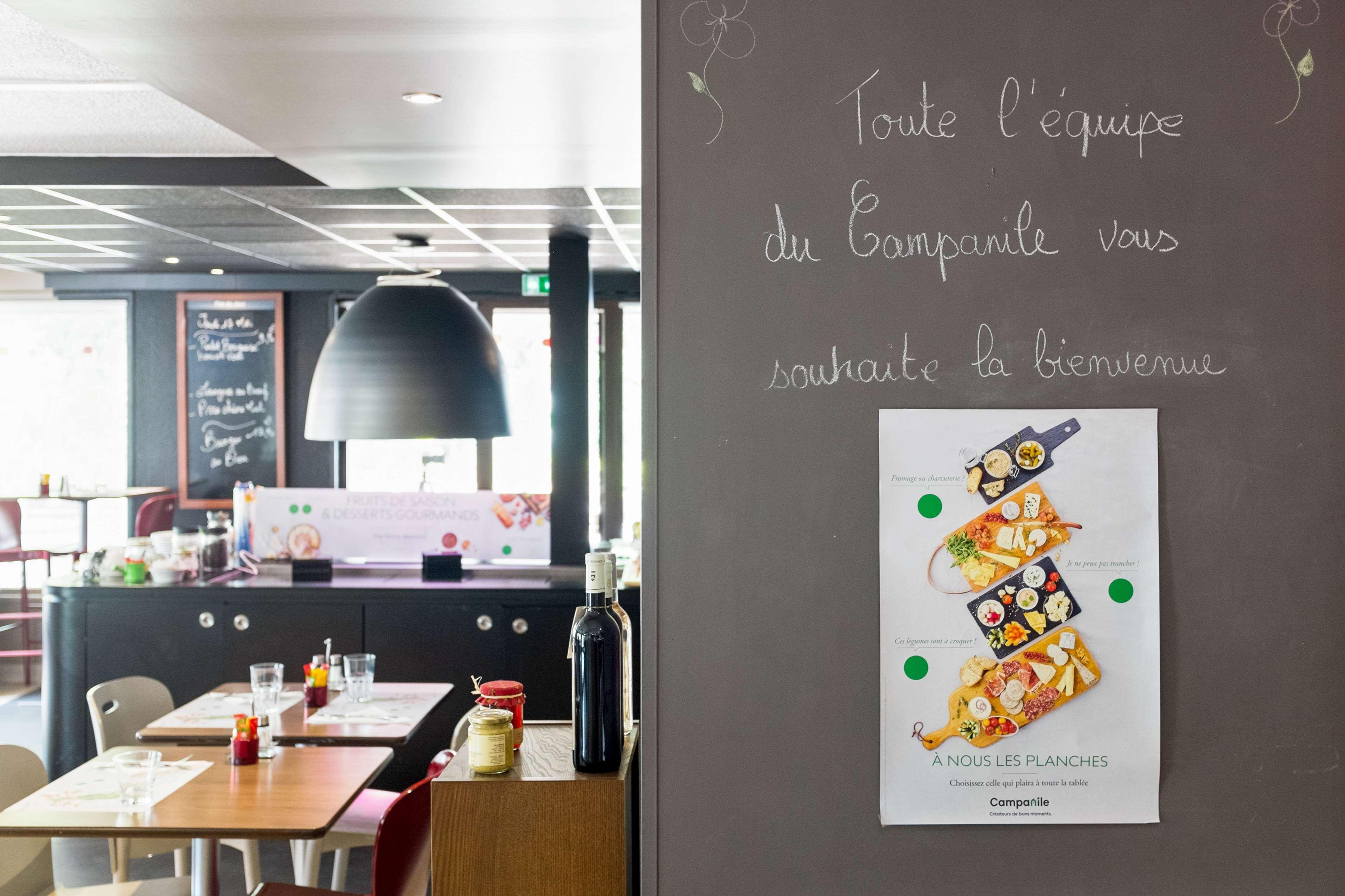 Campanile Evry Est - Saint Germain Les Corbeil Hotel Exterior photo